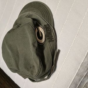 Woman's NFL Green Bay Packers hat